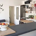 Charming Apt Near Les Buttes Chaumont